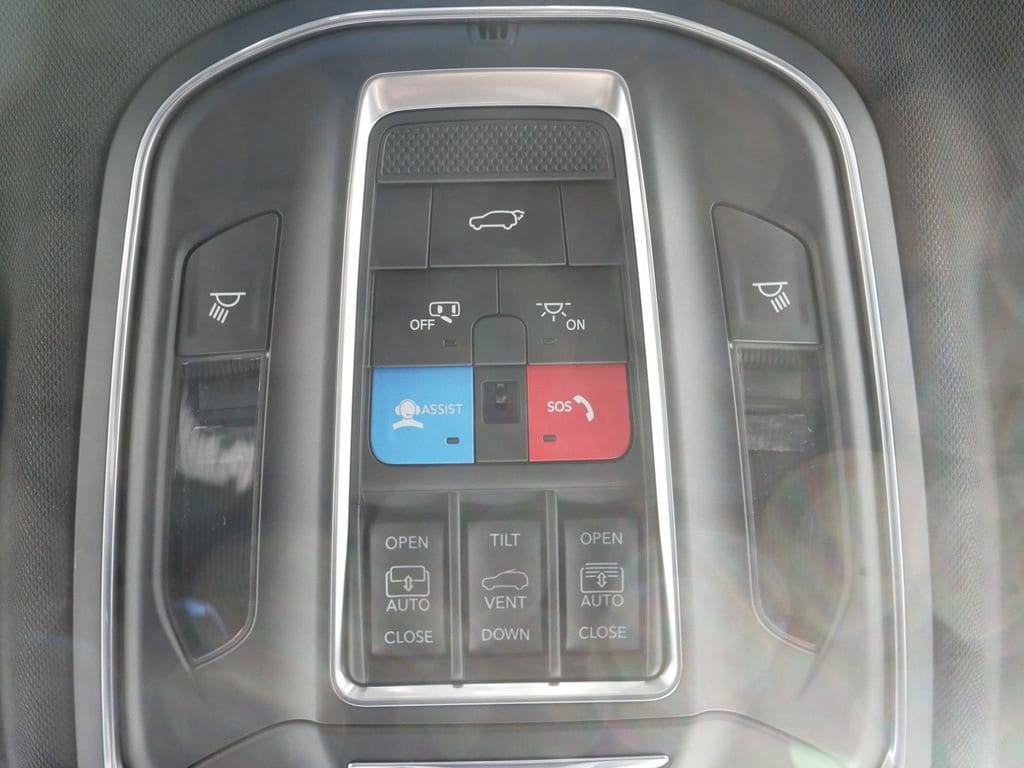 Thumbnail: 2025 Jeep Grand Cherokee - 51