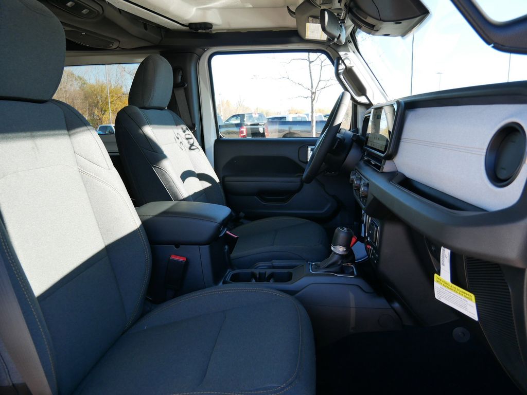 Thumbnail: 2026 Jeep Wrangler - 23