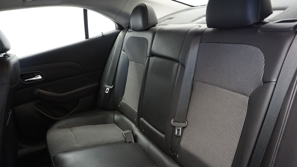 Thumbnail: 2014 Chevrolet Malibu - 28