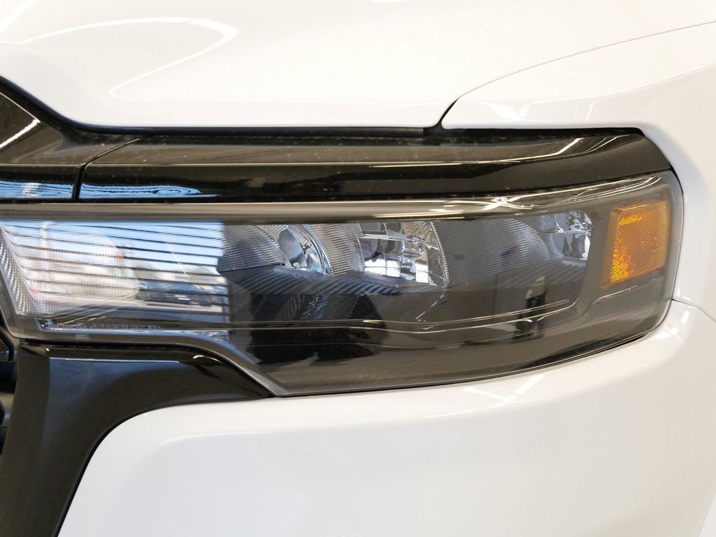 Thumbnail: 2025 RAM 1500 - 19