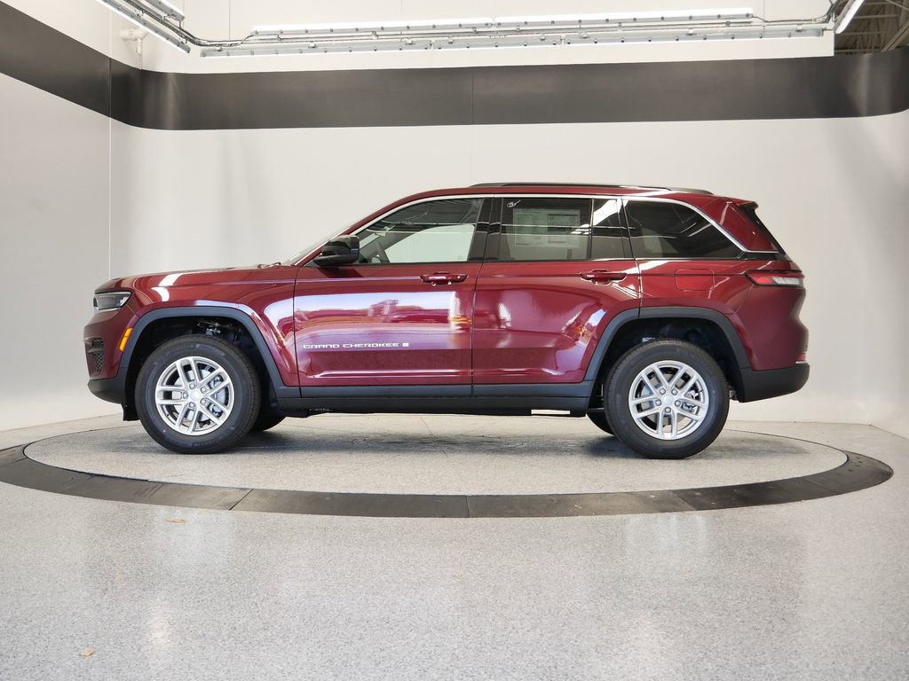 Thumbnail: 2025 Jeep Grand Cherokee - 43