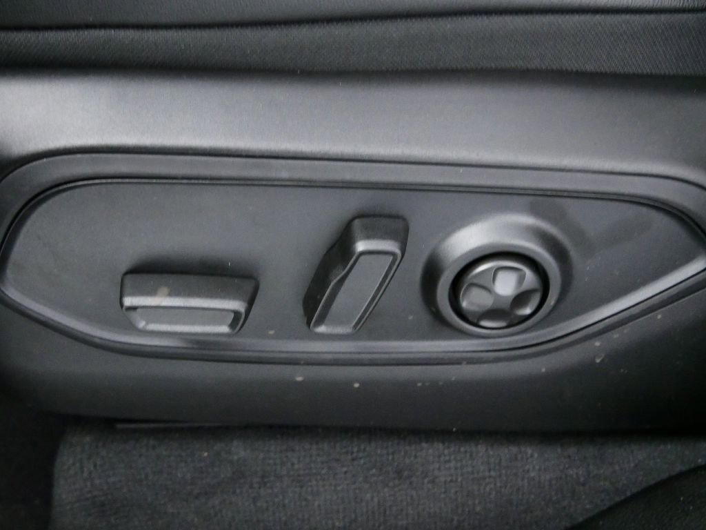 Thumbnail: 2025 Jeep Grand Cherokee - 36