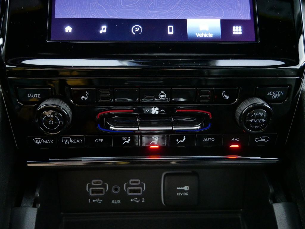 Thumbnail: 2024 Jeep Grand Cherokee - 46