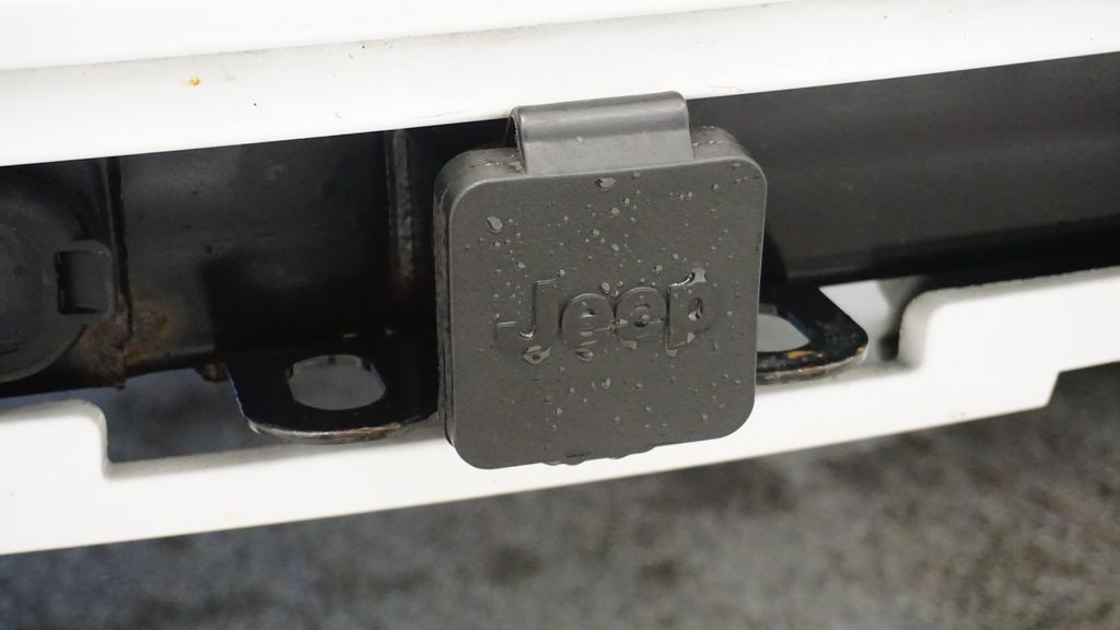 Thumbnail: 2016 Jeep Grand Cherokee - 18