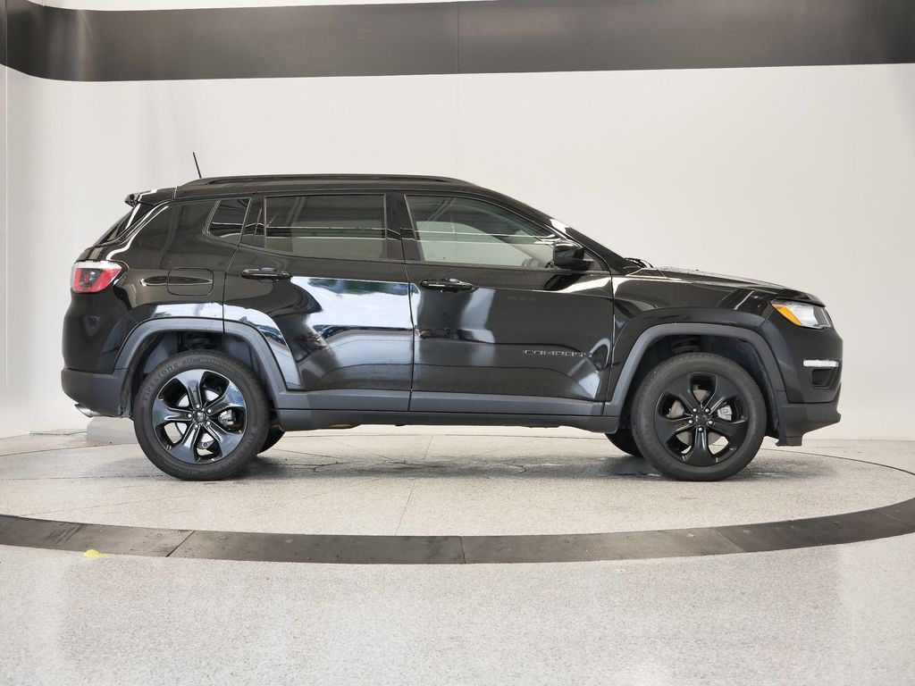 Thumbnail: 2020 Jeep Compass - 8