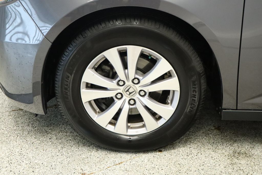 Thumbnail: 2015 Honda Odyssey - 11