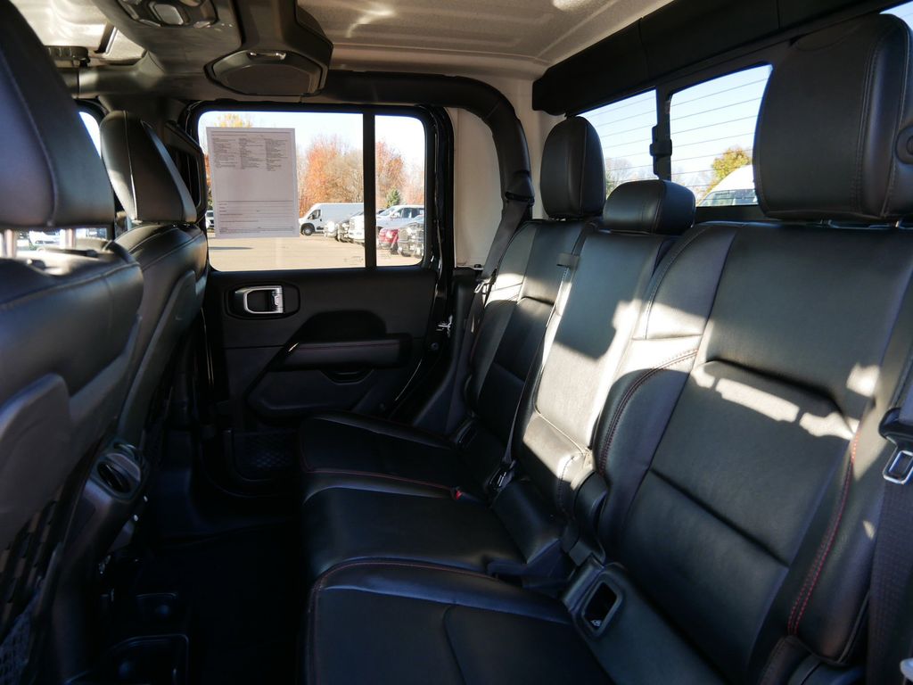 Thumbnail: 2020 Jeep Gladiator - 32