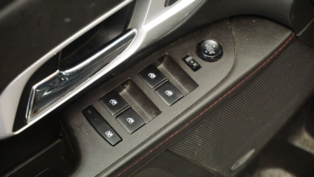 Thumbnail: 2014 GMC Terrain - 25