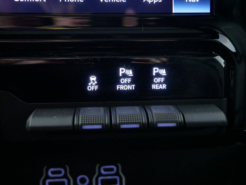 Thumbnail: 2025 RAM 1500 - 48