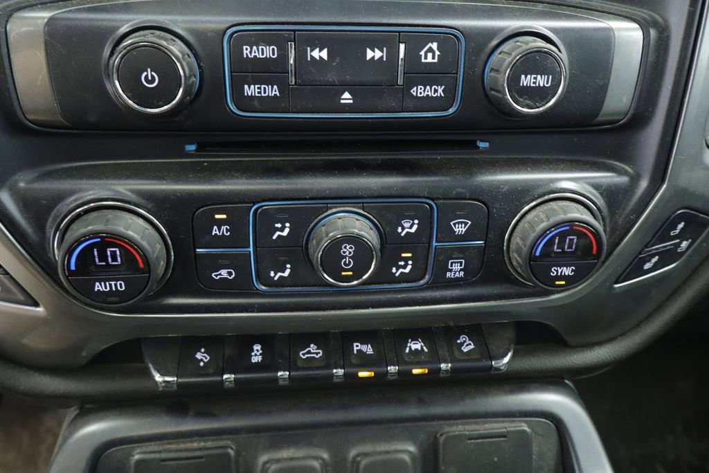 Thumbnail: 2017 Chevrolet Silverado 1500 - 27