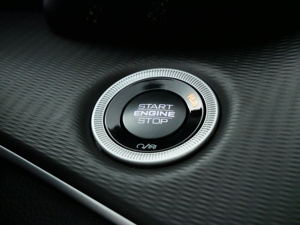 Thumbnail: 2025 Jeep Grand Cherokee L - 47