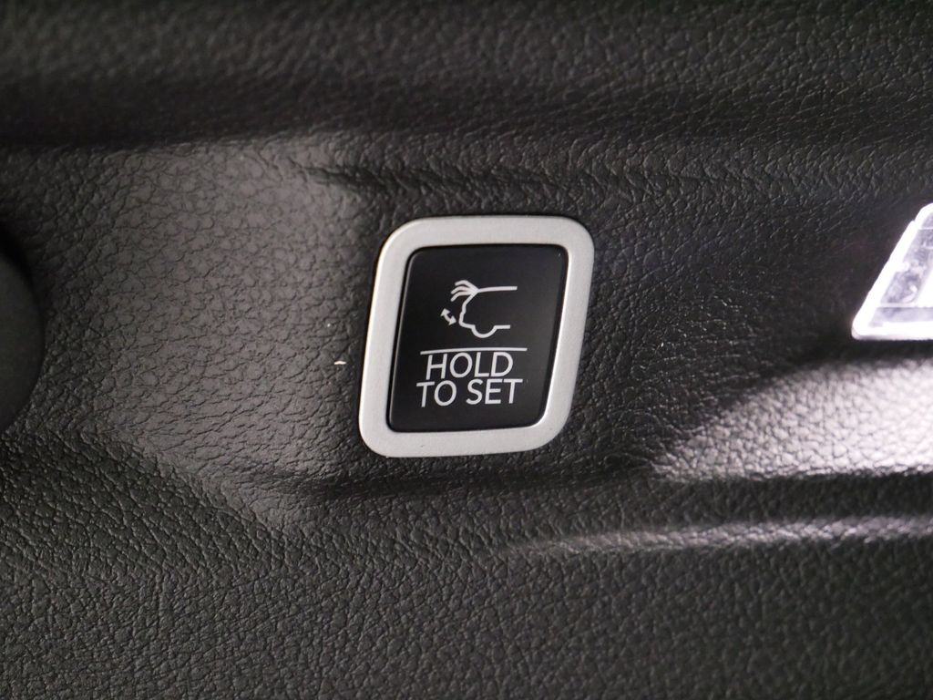 Thumbnail: 2025 Jeep Grand Cherokee L - 13