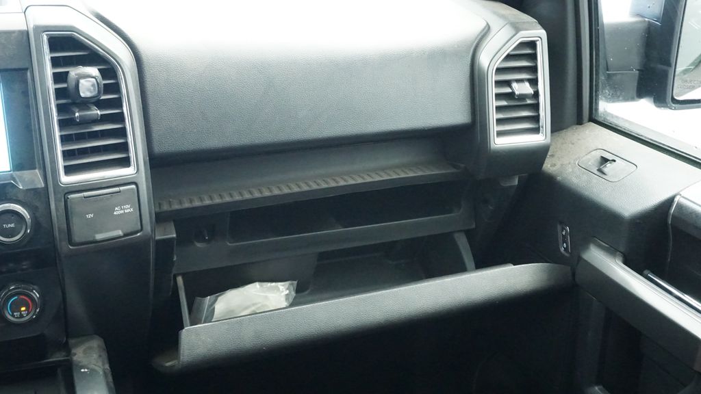 Thumbnail: 2016 Ford F-150 - 22