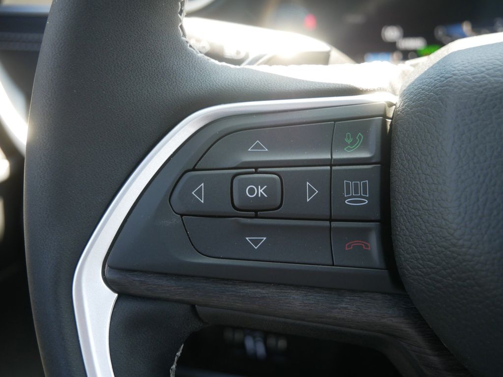 Thumbnail: 2025 Jeep Grand Cherokee - 28