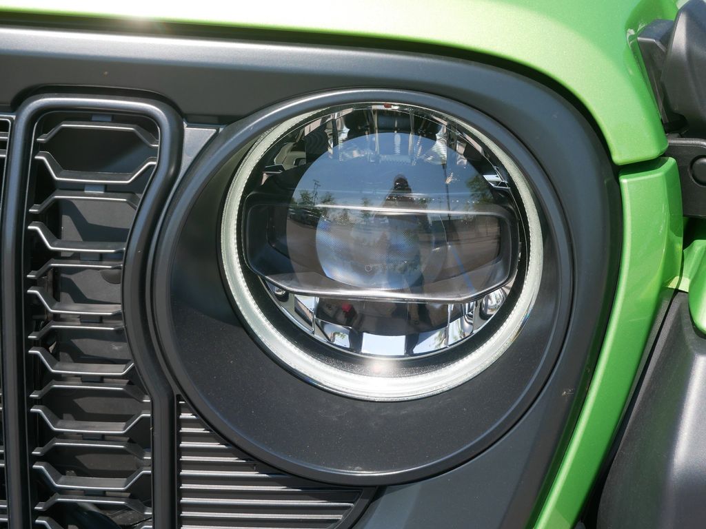 Thumbnail: 2025 Jeep Wrangler - 13