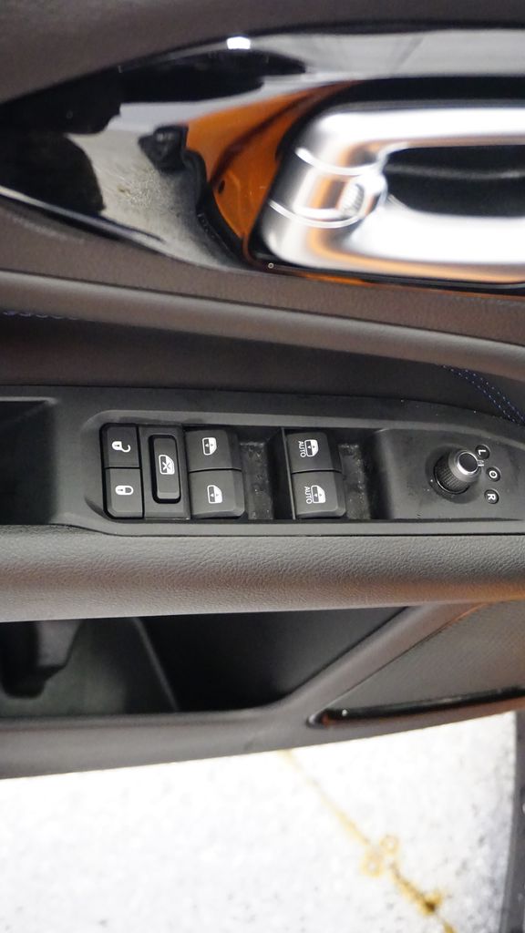 Thumbnail: 2026 Jeep Compass - 32