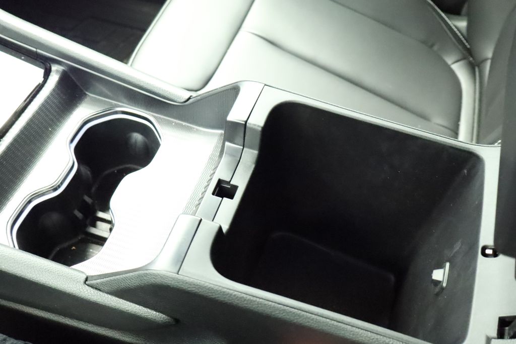 Thumbnail: 2025 Jeep Grand Cherokee - 43