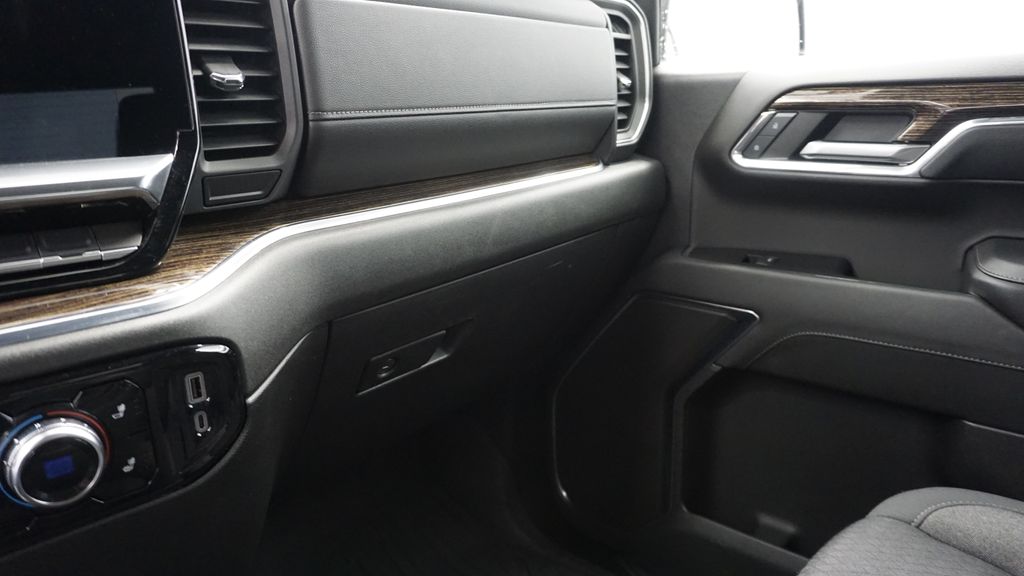 Thumbnail: 2024 GMC Sierra 1500 - 40