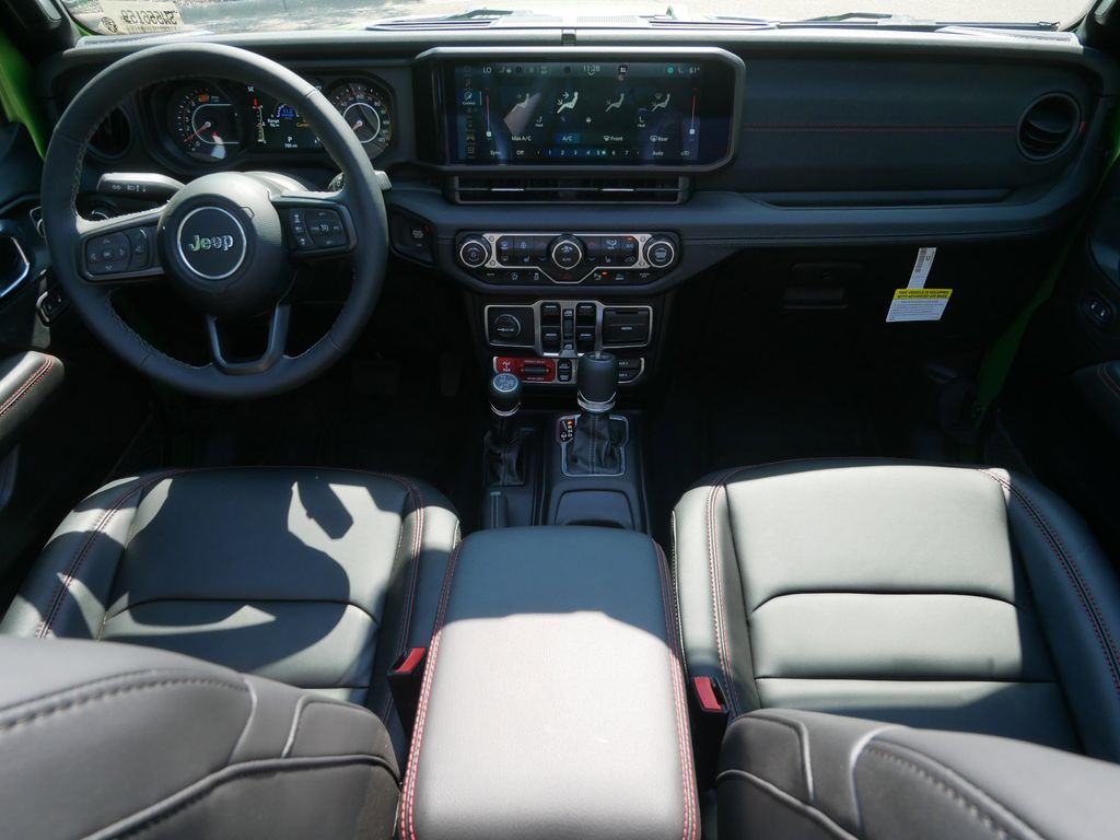 Thumbnail: 2025 Jeep Wrangler - 25