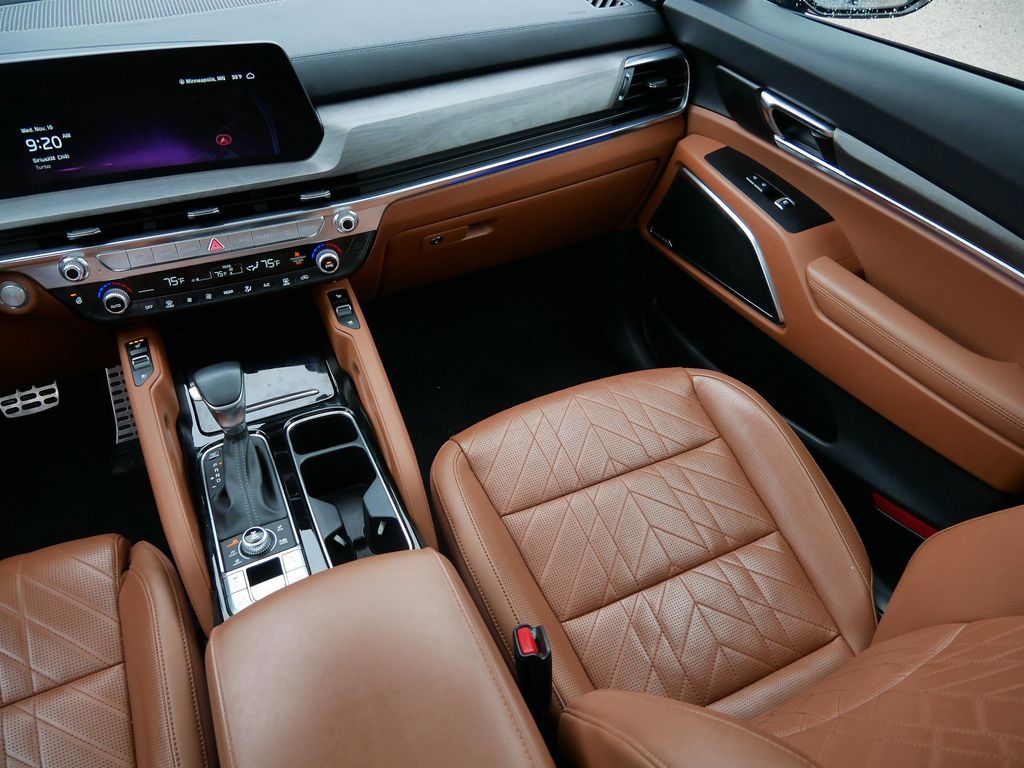 Thumbnail: 2024 Kia Telluride - 17