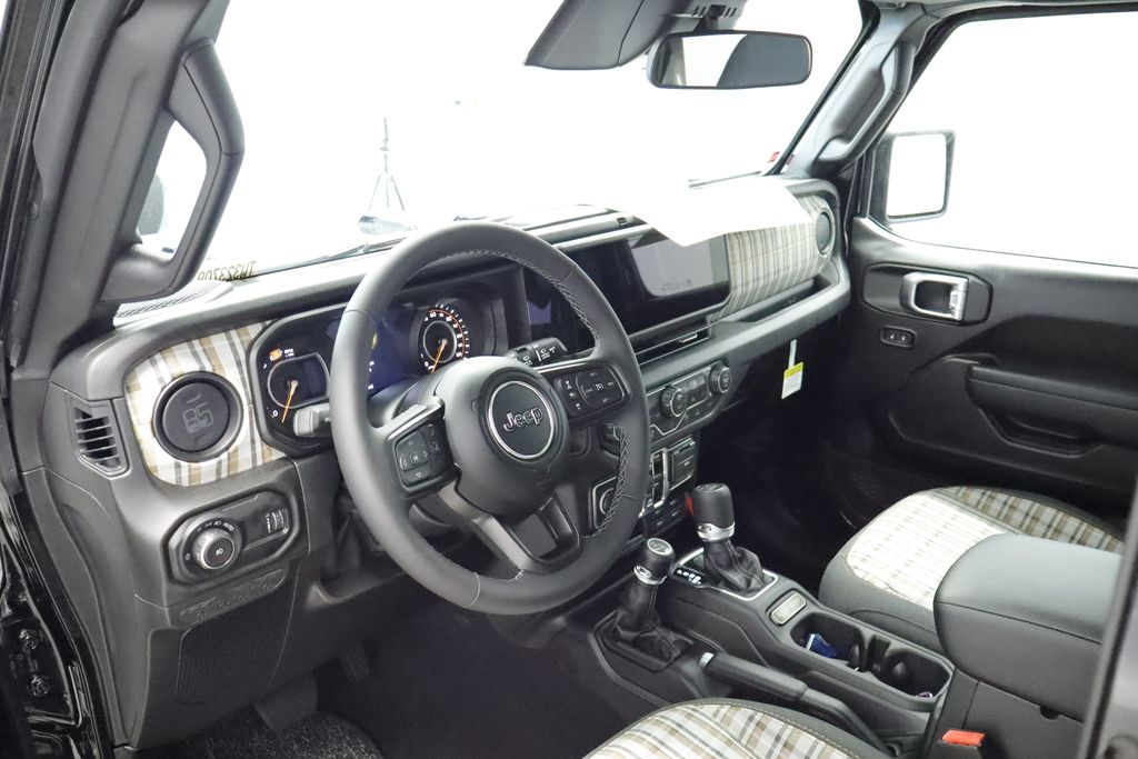 Thumbnail: 2026 Jeep Wrangler - 8
