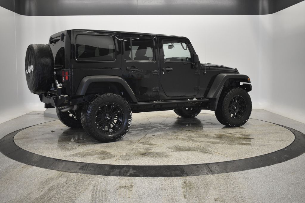 Thumbnail: 2013 Jeep Wrangler - 10