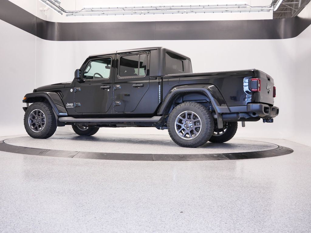 Thumbnail: 2020 Jeep Gladiator - 3
