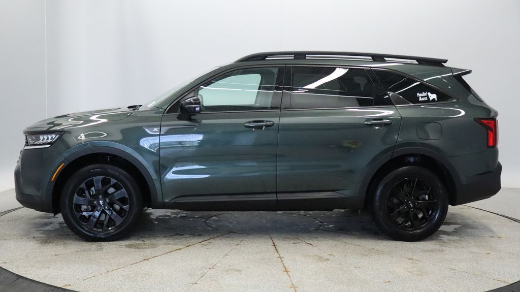 Thumbnail: 2023 Kia Sorento - 2