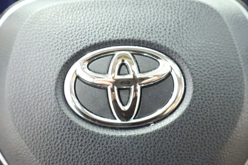 Thumbnail: 2022 Toyota RAV4 - 34