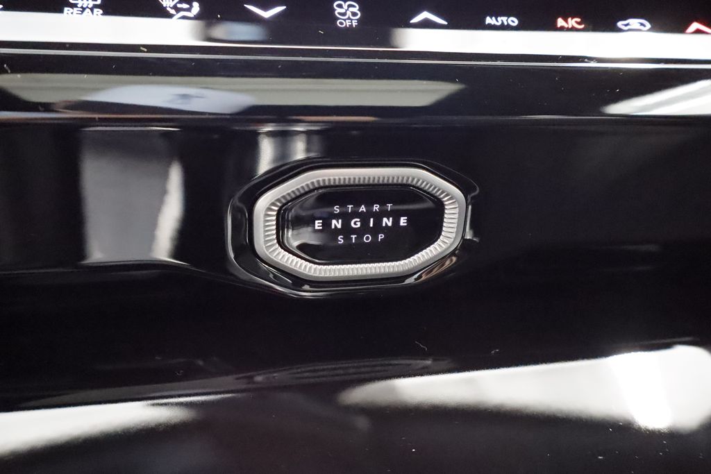 Thumbnail: 2026 Jeep Grand Cherokee L - 22