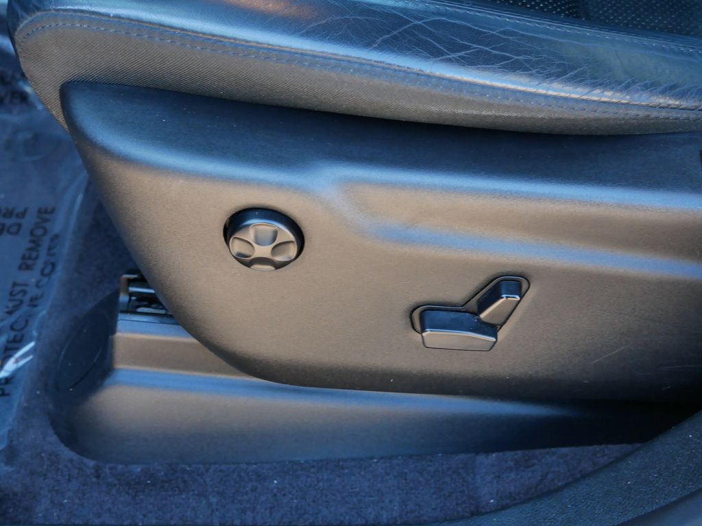 Thumbnail: 2017 Jeep Grand Cherokee - 20