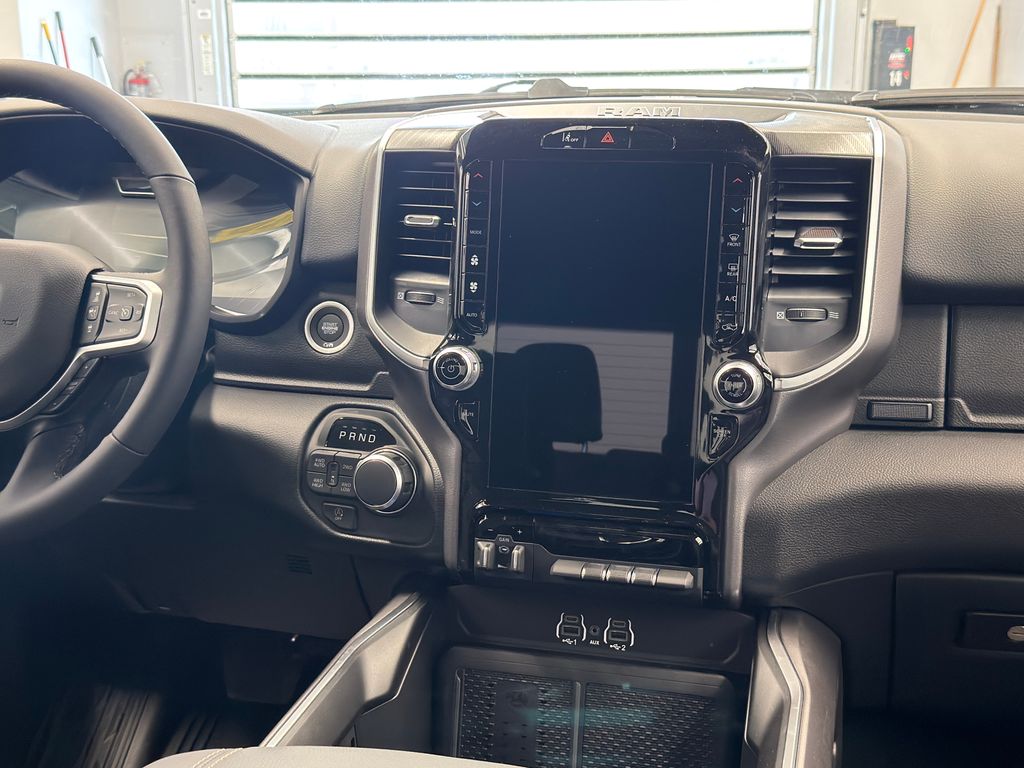 Thumbnail: 2026 RAM 1500 - 19