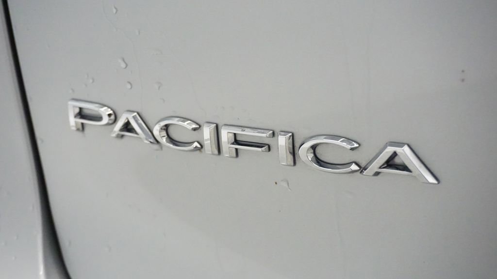 Thumbnail: 2024 Chrysler Pacifica - 13