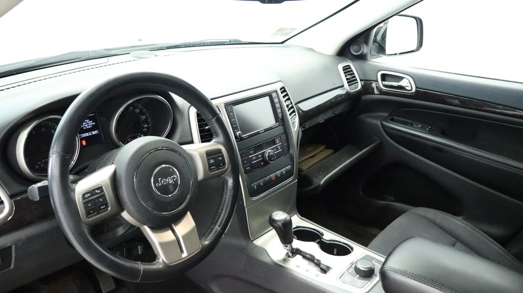 Thumbnail: 2012 Jeep Grand Cherokee - 26