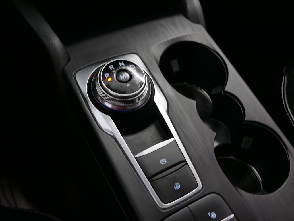 Thumbnail: 2020 Ford Escape - 41