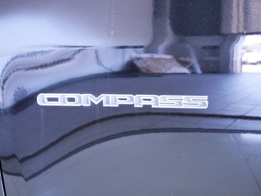 Thumbnail: 2024 Jeep Compass - 15