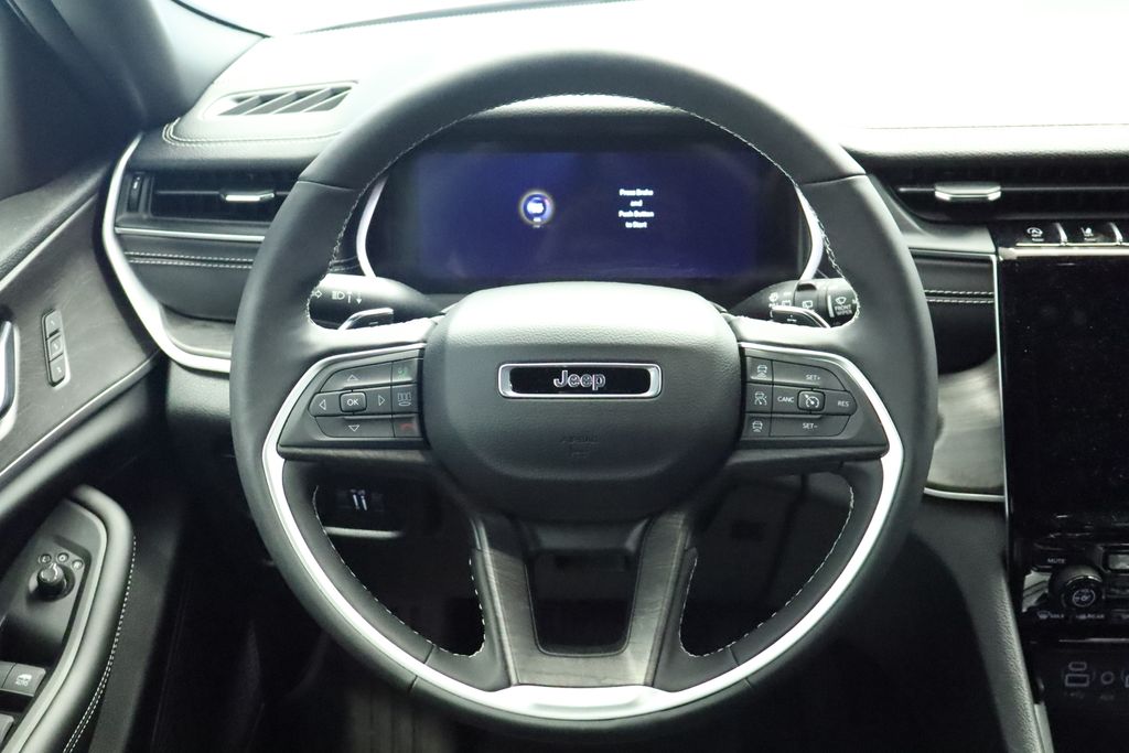 Thumbnail: 2025 Jeep Grand Cherokee - 27