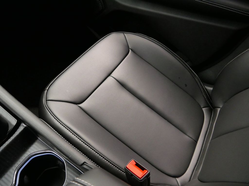 Thumbnail: 2025 Jeep Grand Cherokee L - 40