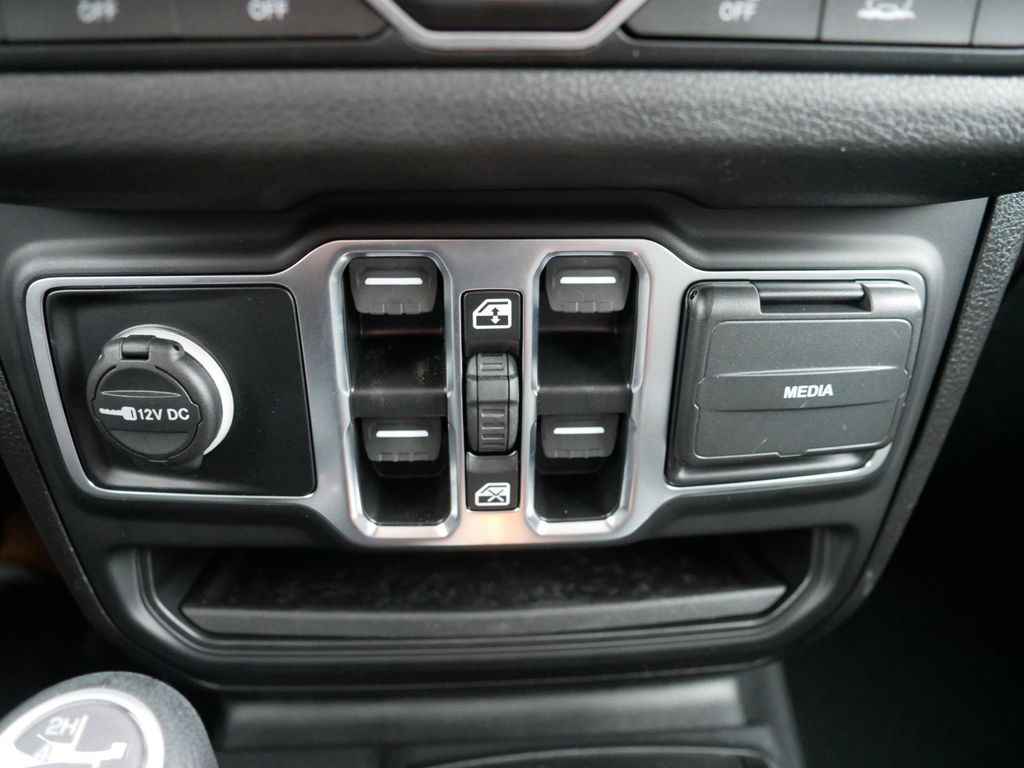 2025 Jeep Wrangler Sport S 48