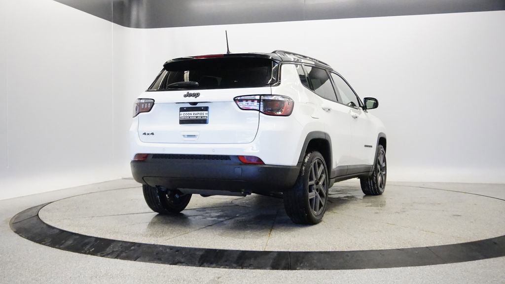 Thumbnail: 2026 Jeep Compass - 9