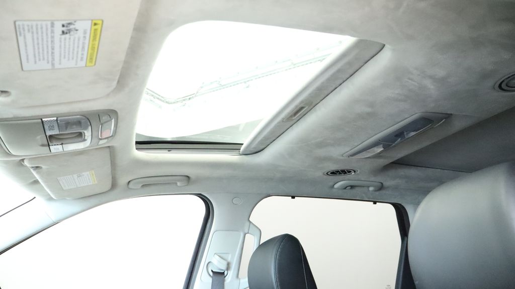 Thumbnail: 2023 Kia Telluride - 49