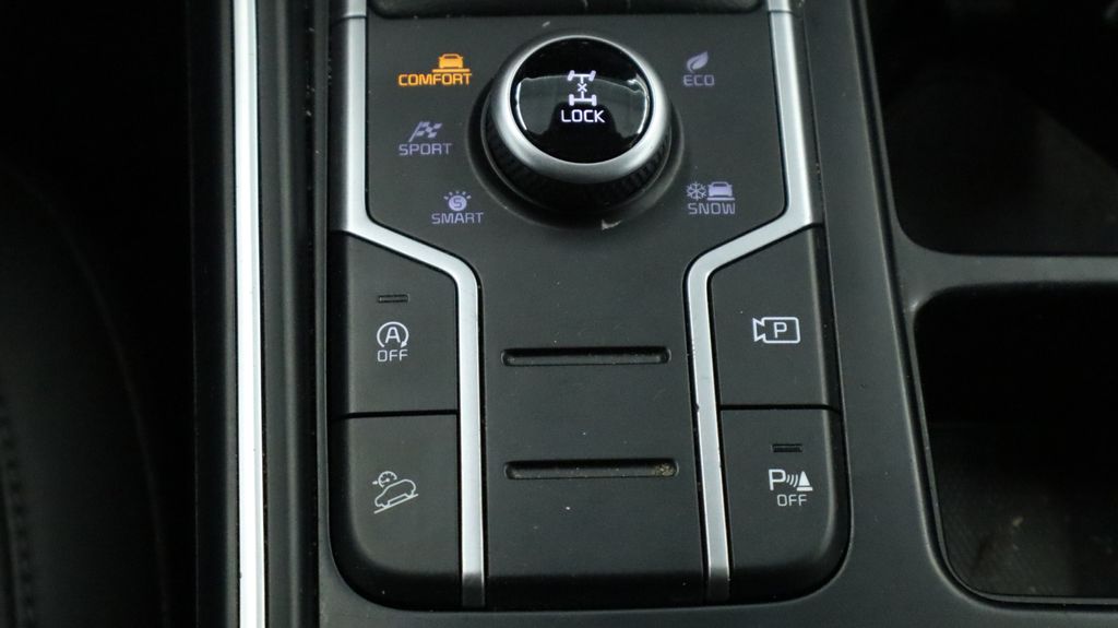 Thumbnail: 2023 Kia Sorento - 36