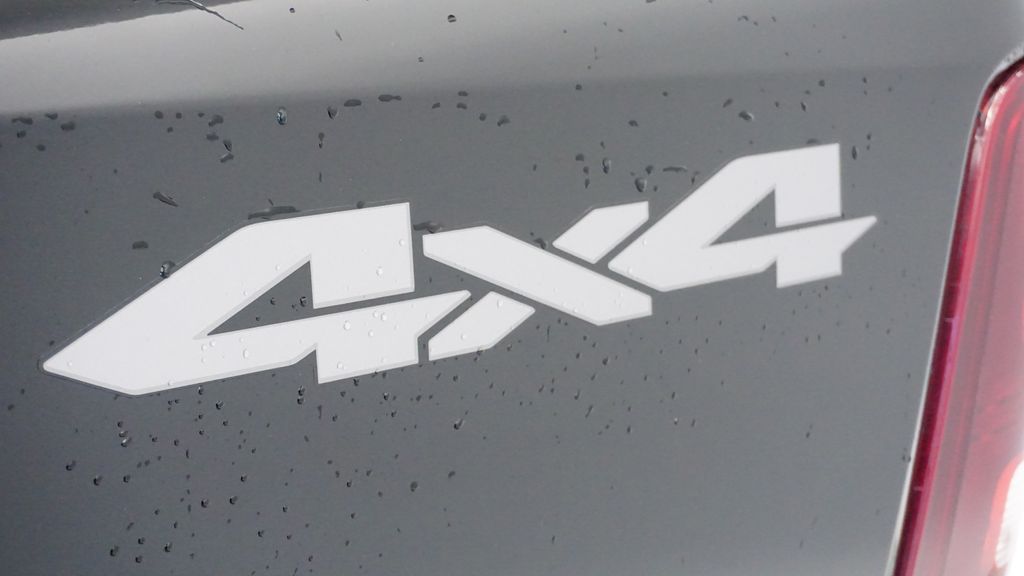 Thumbnail: 2019 RAM 1500 Classic - 18