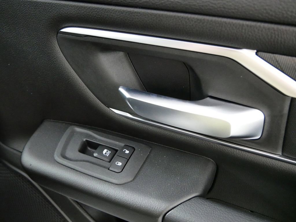 Thumbnail: 2025 RAM 1500 - 27