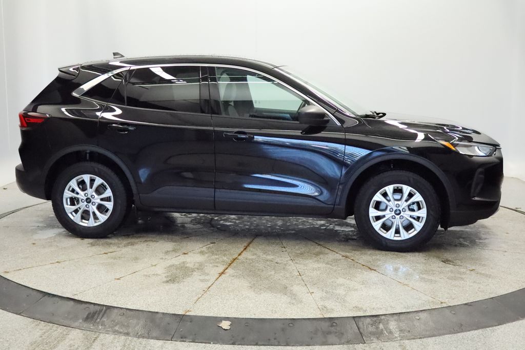 Thumbnail: 2024 Ford Escape - 8