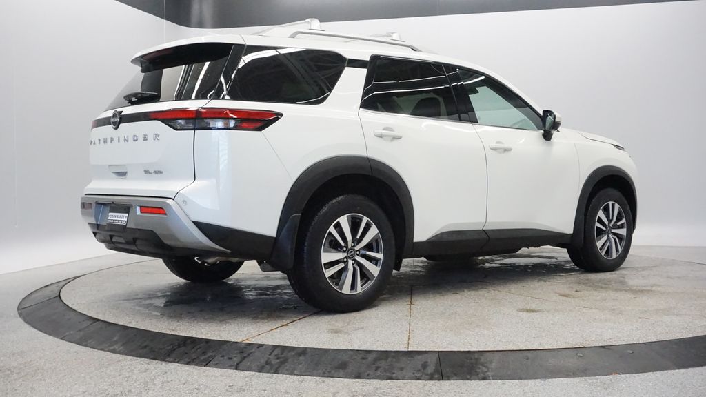 Thumbnail: 2023 Nissan Pathfinder - 11