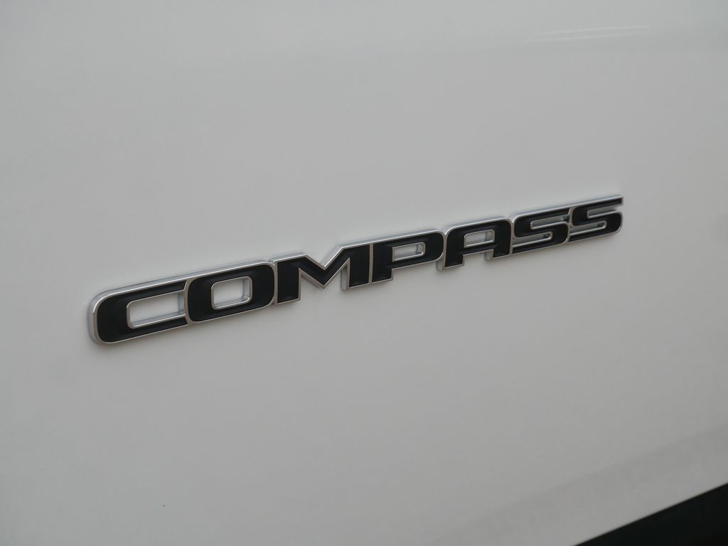 Thumbnail: 2025 Jeep Compass - 15