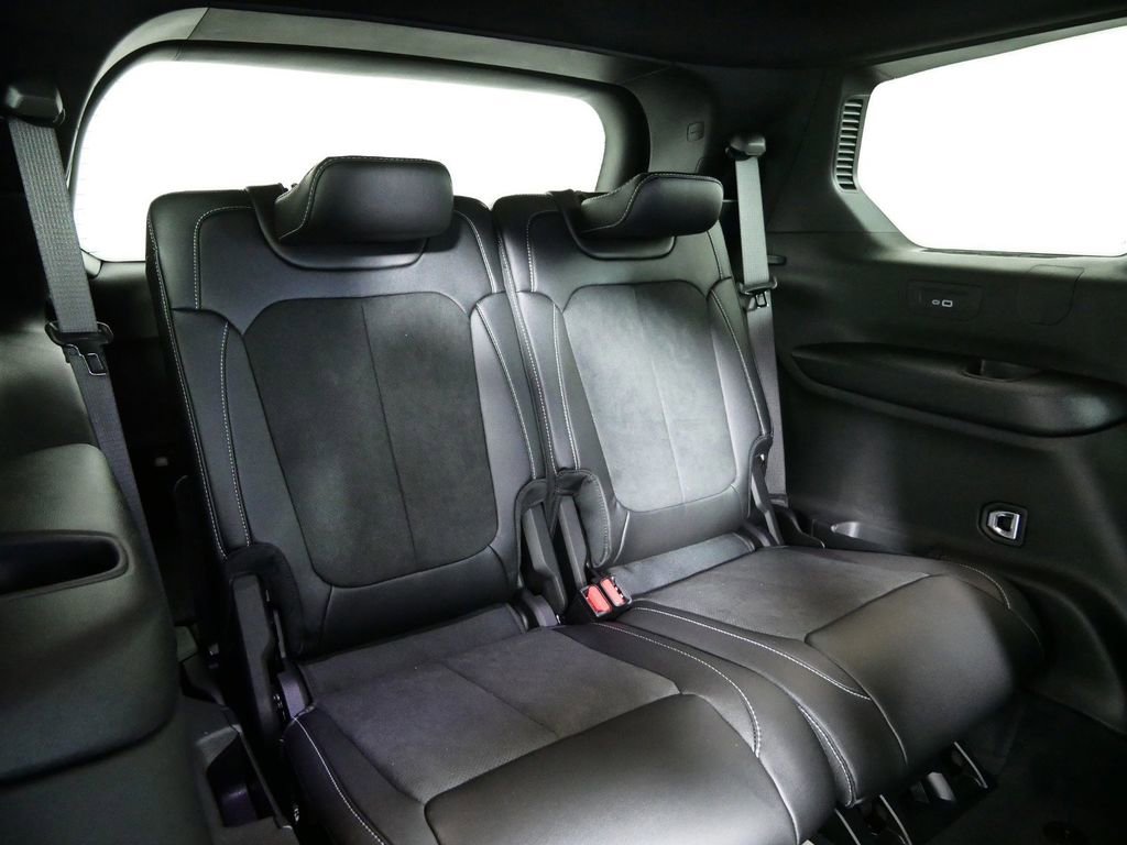 Thumbnail: 2025 Jeep Grand Cherokee L - 25
