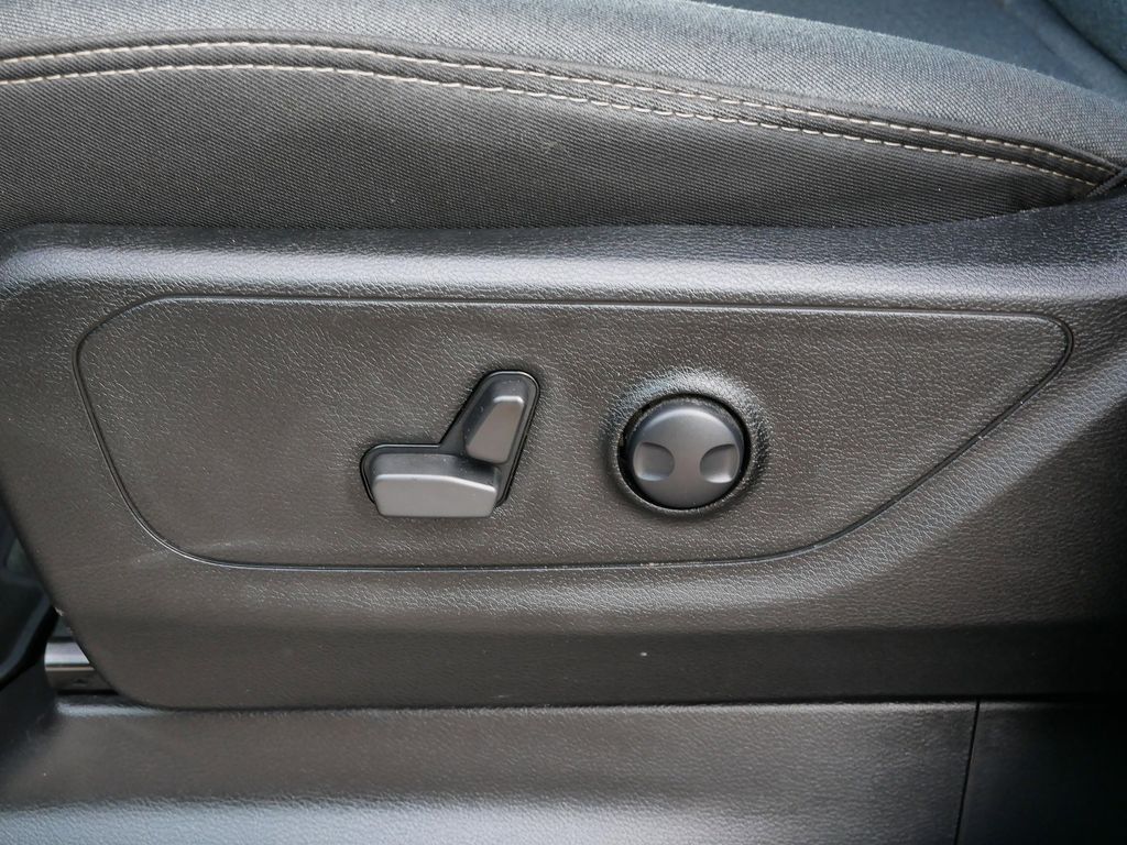 Thumbnail: 2023 RAM 1500 - 4