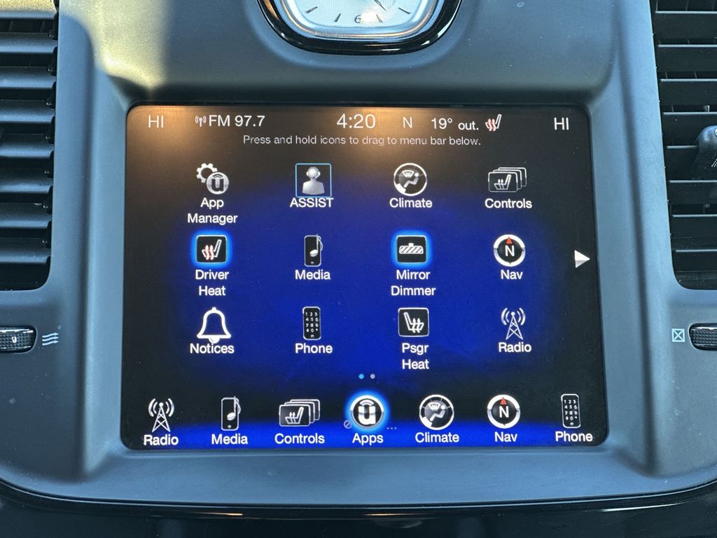 Thumbnail: 2016 Chrysler 300 - 13